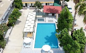 Hillside Apart Hotel