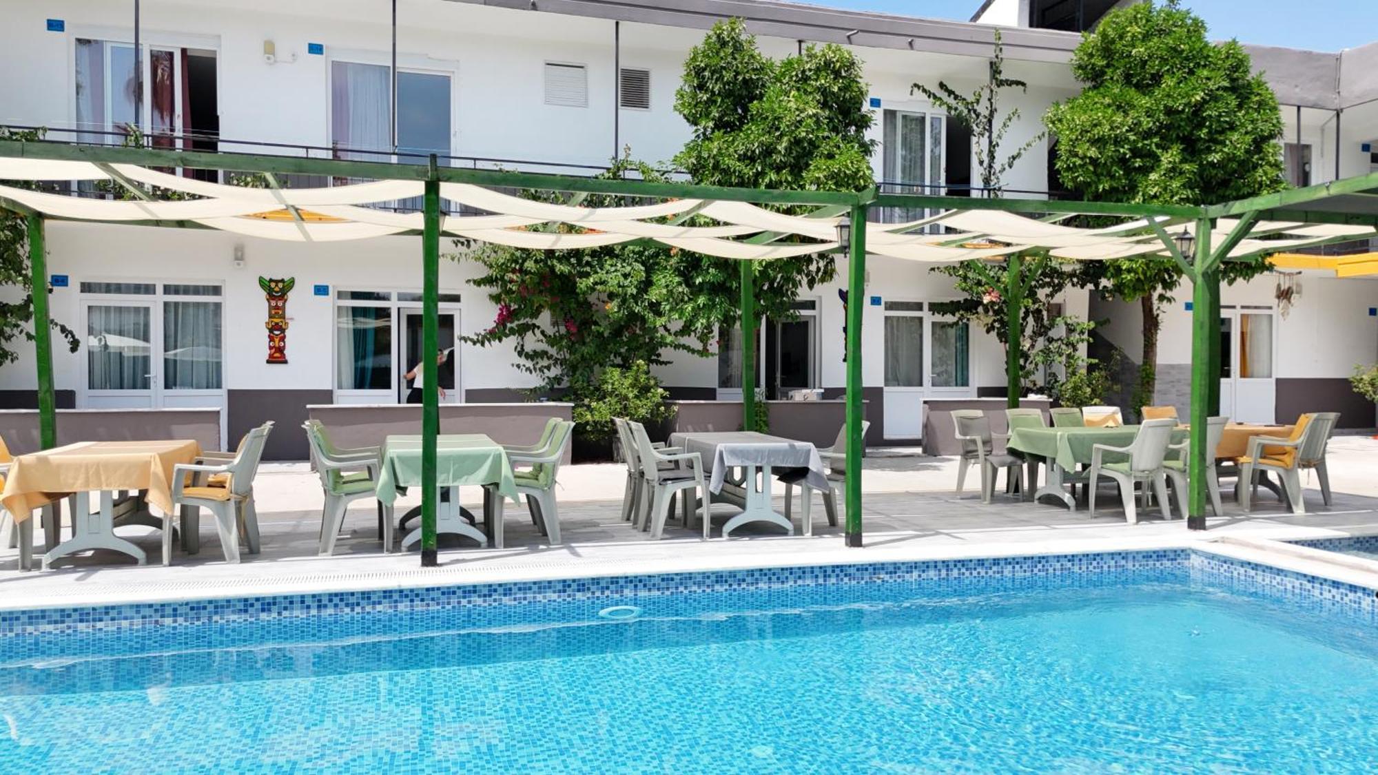 Hillside Apart Hotel Dış mekan fotoğraf